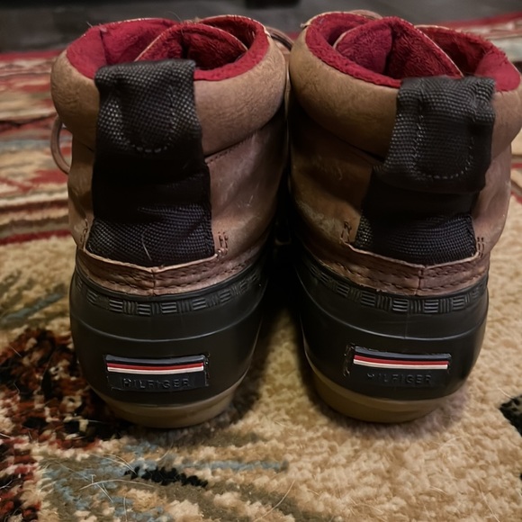 Boots 8M - Picture 2 of 6